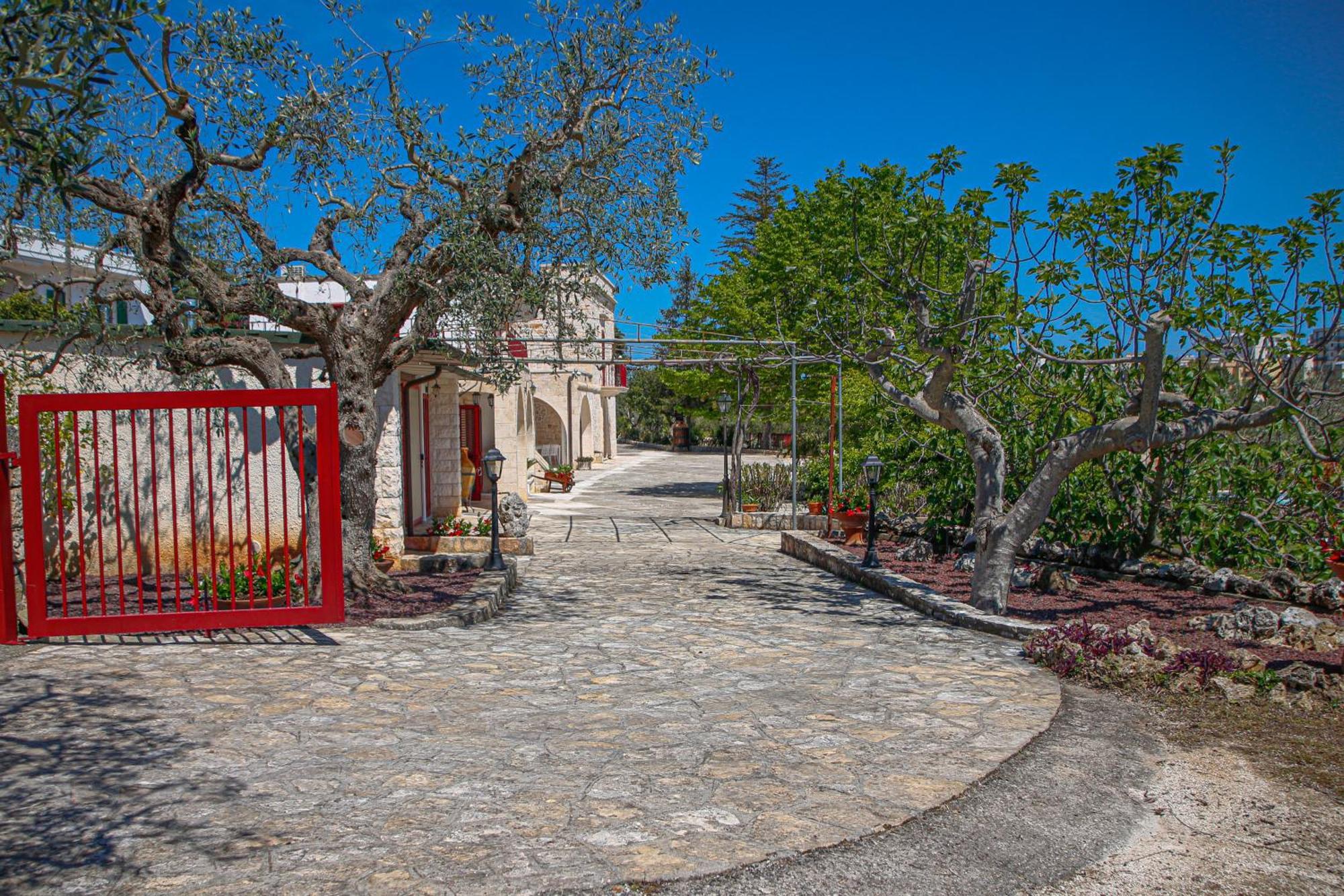 Masseria Trulli Bruni ロコロトンド エクステリア 写真